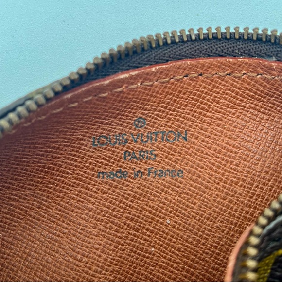 Louis Vuitton Monogram Mini Papillon Women's Bag - Picture 6 of 9